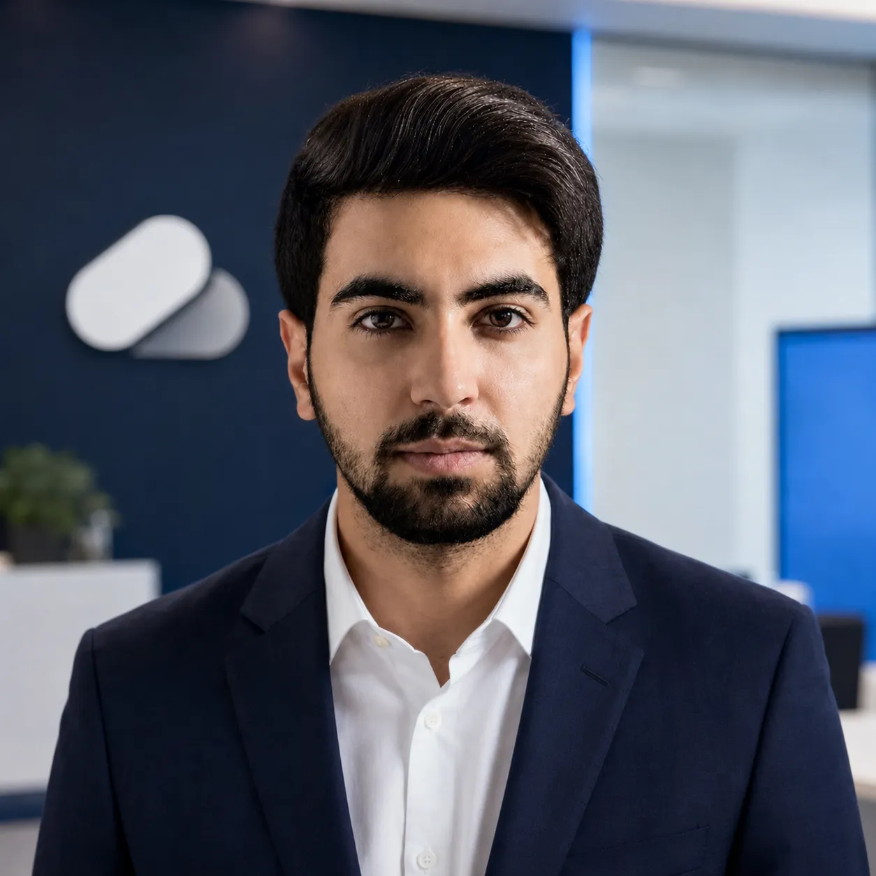 عماد صاحبی، کارشناس توسعه کسب‌وکار شرکت ابروتک